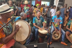 Fort-de-France lance sa "méga braderie" avec des soldes, un festival de pâtisseries et des animations musicales en nocturne