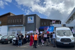 Débrayage des salariés de la Maison Départementale Saint-Denis 2 au Chaudron