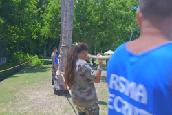 Au RSMA, les enfants du village SOS de Papara s'initient aux activités militaires