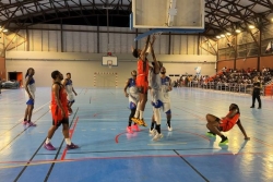 Basket : l’ASC Tour renverse le Cosma dans le choc des invincibles en championnat