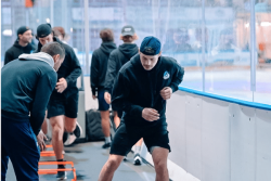De retour en équipe de France, le hockeyeur Paul Joubert "très fier de porter les couleurs de son pays"
