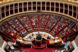 Pour lutter contre la vie chère en Outre-mer, l'Assemblée Nationale vote l'extension du BQP et l'encadrement des grands groupes de distribution