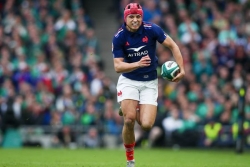 Tournoi des 6 Nations : le XV de France mené par le Réunionnais Louis Bielle-Biarrey à un match du bonheur