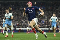 Rugby : la France remporte le Tournoi des six nations et le Réunionnais Louis Bielle-Biarrey égale le record d'essais marqués en une édition