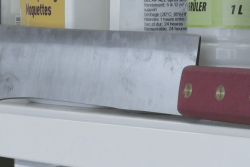 À Mayotte, la préfecture interdit la vente et le port de machettes sans motif légitime