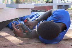 Un chantier pédagogique du RSMA de Guadeloupe contribue à rénover la place de la Victoire à Pointe-à-Pitre