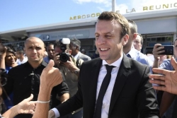 Emmanuel Macron à La Réunion : le président de la République est arrivé, retour sur sa dernière visite sur l'île en 2019