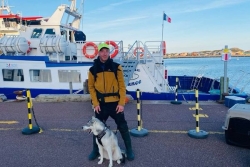 Après 33 heures de marche et 145 kilomètres parcourus, le randonneur Victor Schmitt a complété son tour de Miquelon-Langlade