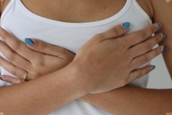 Cancer du sein : un médicament pris avant la chirurgie pourrait réduire les rechutes et les risques de mortalité