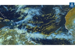 La première onde tropicale de l'année sortie d'Afrique, plus de 10 jours avant le début de la saison cyclonique