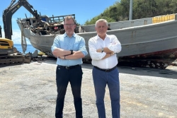 Un boutre ayant servi à l'immigration clandestine détruit au port de Longoni, une première à Mayotte