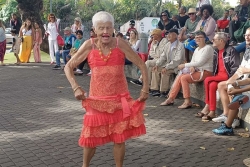 Fêt la danse : le 1km de danse anime le front de mer de Saint-Pierre