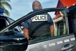 Macabre découverte à la Marina du Gosier : le cadavre d'un sexagénaire retrouvé dans son appartement
