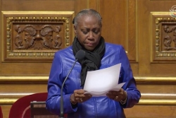 Annick Petrus, la sénatrice de Saint-Martin, interceptée à Roissy avec 110 cartouches de cigarettes de contrebande