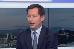 François-Xavier Bellamy, député européen et vice-président des Républicains, voit dans la séquence de Deva "une trahison démocratique"