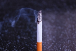 Le tabac attaque aussi la mémoire : ce que dit la science