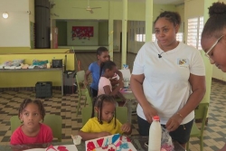 SE LA KAY NOU. Au Marigot, Noémie Dulthéo s'occupe bénévolement des enfants de sa commune