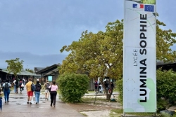 Une minute de silence dans tous les établissements scolaires de Guyane en hommage à l'assistante d'éducation tuée par un collégien en hexagone