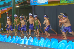 La comédie musicale des élèves de Saint Jean-Baptiste de Putiaoro pour protéger les océans