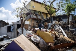 Ouragans, inondations, glissements de terrain... les catastrophes naturelles coûtent cher aux assureurs, trop cher