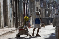 Vieillir à Cuba, un défi au quotidien pour les habitants