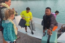 Grève et vols annulés : le maire de Rangiroa obligé de rapatrier par bateau communal les élèves bloqués
