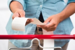Vie chère en Martinique : une baisse contestée entre statistiques et réalité du panier