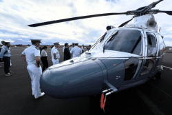 Visite des moyens militaires : Manuel Valls « sensible à la solidarité des gens de mer »