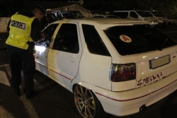 Pousse dans les rues de Saint-Denis : deux automobilistes interpellés, leurs voitures saisies