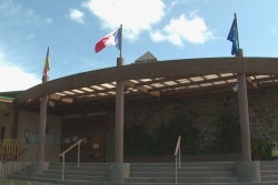 Enfant agressé chez lui, véhicules volés… Une série de faits divers crée l'émoi à Farino et La Foa, les maires de cinq communes réagissent