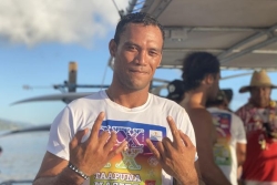 Lexus Tahiti Pro : le Sud-américain Alejo Muniz forfait, Teiva Tairoa prend sa place