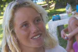 Surf : Kelia Gallina, un phénomène de 12 ans