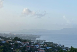 Le ciel est brumeux, une amélioration progressive du temps est attendue en Martinique