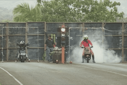 Accident mortel de moto à Taravao: Un site "pas idéal" (ministre) et un sport "où on joue avec le feu" (fédération)