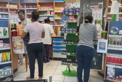 L'inquiétude des parents après la découverte d'un cas d'infection invasive à méningocoque à Saint-Denis