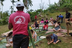 "On se sent revivre", après le cyclone Chido, les visiteurs de retour à l’exploitation d’ylang du jardin d’Imany