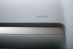 Airbags Takata : le gouvernement oblige les constructeurs à prêter des véhicules de remplacement