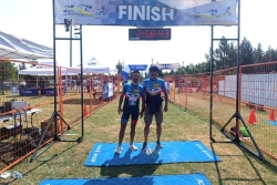 Deux athlètes de l'association Triatr'Îles s'illustrent au triathlon de Saint-Jean de Terre-Neuve