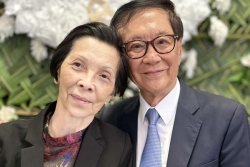 Les élus réunionnais rendent hommage à Reine-Marie Thien Ah Koon, épouse de l'ancien maire du Tampon, décédée lundi