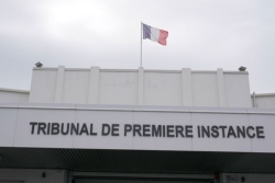Deux ans de prison ferme et un avec sursis, après avoir percuté un gendarme entre Boulouparis et Thio