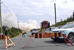 Feux de forêt à Saint-Jean: ordre d'évacuation pour plus de 13.000 personnes