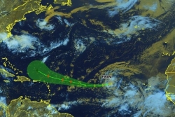 La tempête tropicale Erin est freinée par la brume de sable, mais un renforcement est attendu, les effets seront limités pour la Martinique