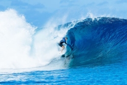 Tahiti Pro 2025 : Mihimana Braye se qualifie pour les demies finale