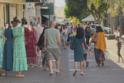 De nombreux commerces réunionnais ouverts : le 15 août est-il encore un jour férié ?