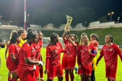 La Saint-Pauloise FC remporte la première Coupe de France féminine face à l'AS Jeanne d'Arc (2-0)