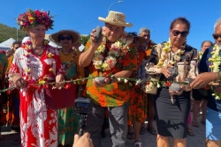 Pose de la première pierre du marché de Punaauia