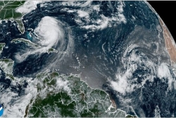 Deux ondes tropicales sous étroite surveillance dans l’Atlantique : une menace potentielle pour les Petites Antilles en fin de semaine