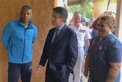 Manuel Valls en Calédonie. En province Nord, le ministre annonce des solutions "dans les prochaines heures" pour la santé