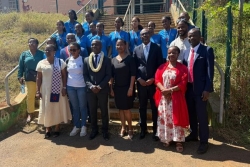 Le ministre Thani Mohamed-Soilihi à la rencontre des jeunes athlètes de la CJSOI