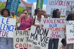 Féminicides en Guadeloupe : une minute de silence pour dire stop aux violences faites aux femmes